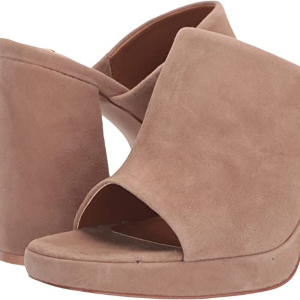 NIB Steve Madden Platform Mules